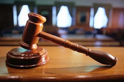 Traffic cop granted bail after seeking bribe