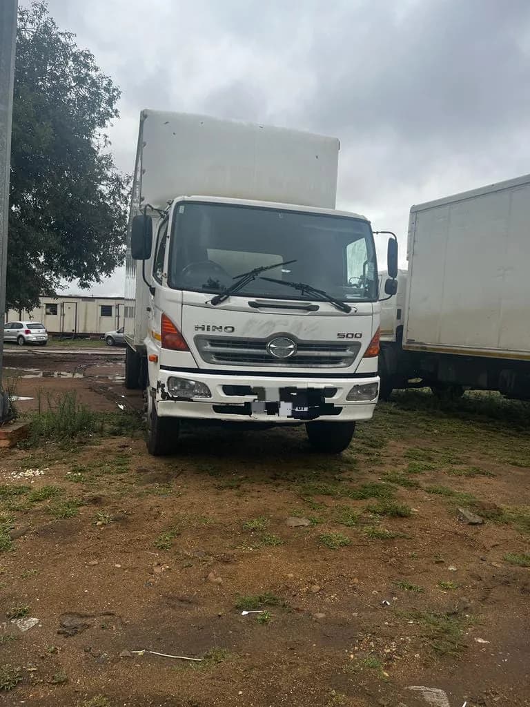 Police recover a truck minutes after being hijacked